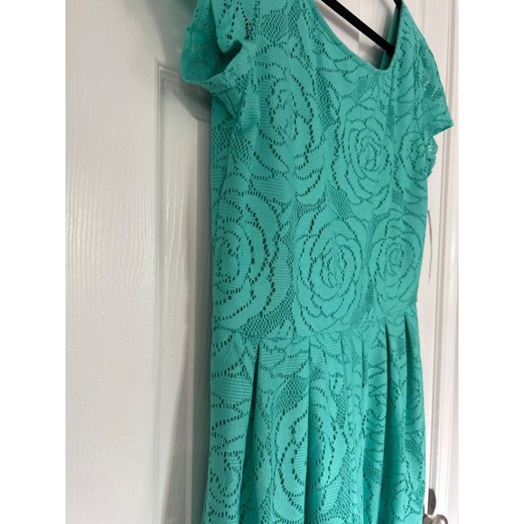 NWT Madison Leigh, Size 14, Mint Green Dress, Very Flattering! - Picture 3 of 6